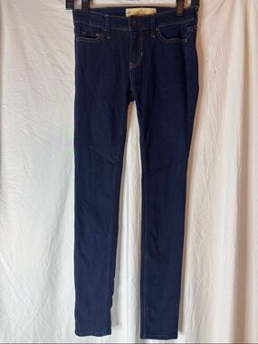 Hollister Super Skinny Dark Blue Jeans